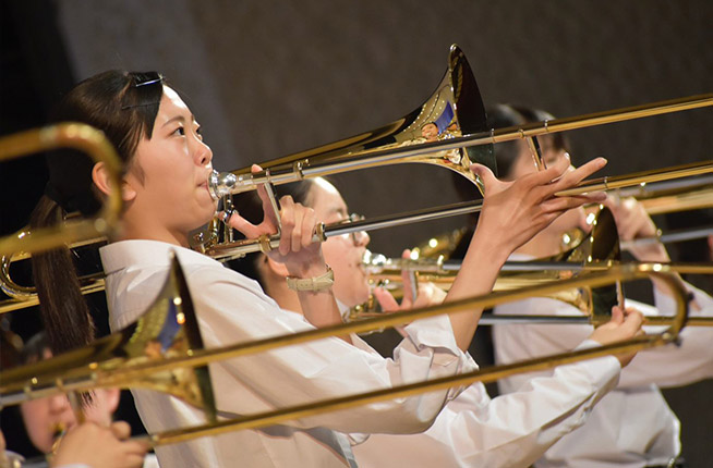 吹奏楽部